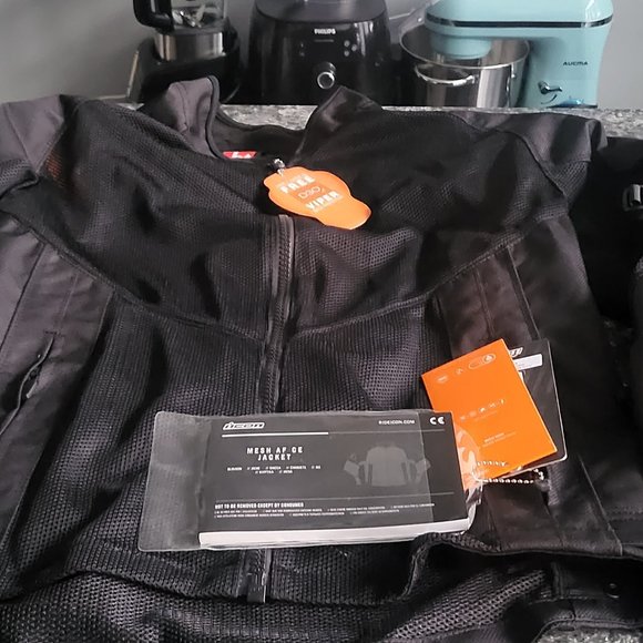 Brand new!! Motorcycle Men's jacket SIZE L - Picture 3 of 4